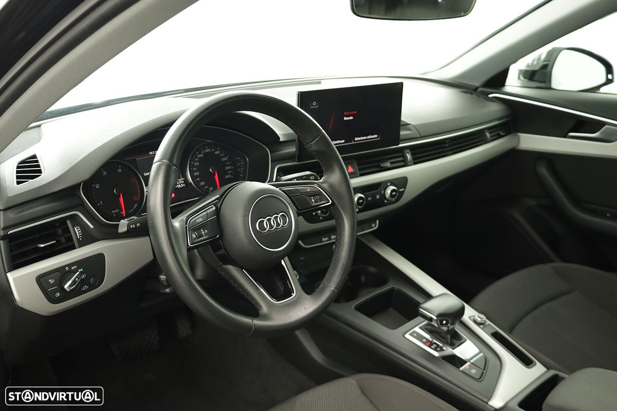 Audi A4 Avant 30 TDI S tronic - 7