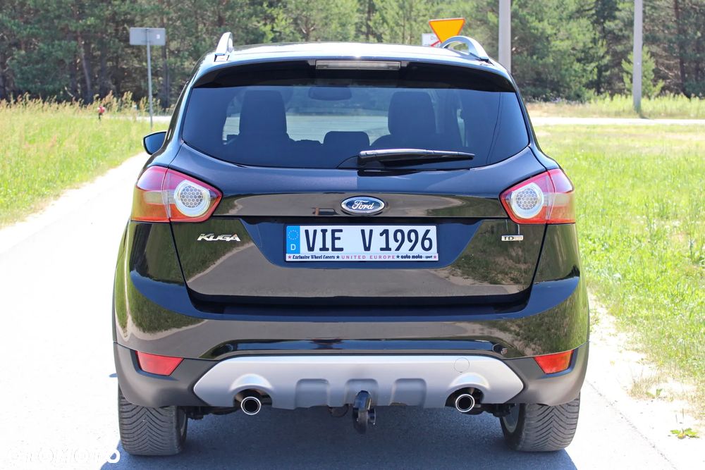 Ford Kuga 2.0 TDCi 2x4 Titanium - 6