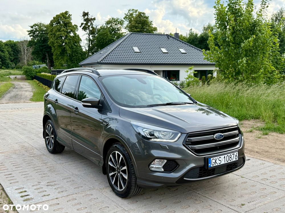 Ford Kuga 2.0 TDCi 2x4 ST-Line - 27