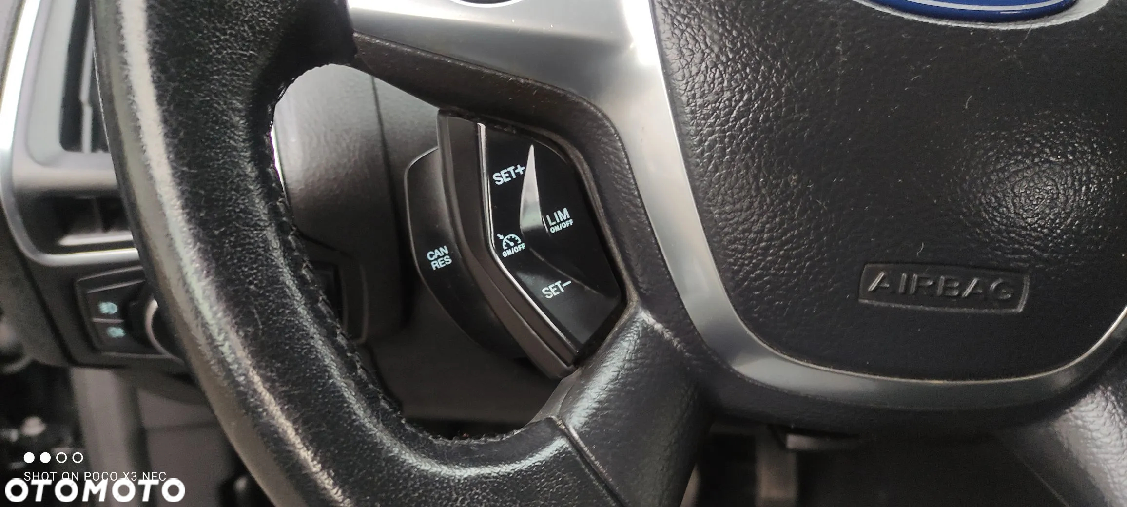 Ford Focus 1.6 EcoBoost Titanium - 30