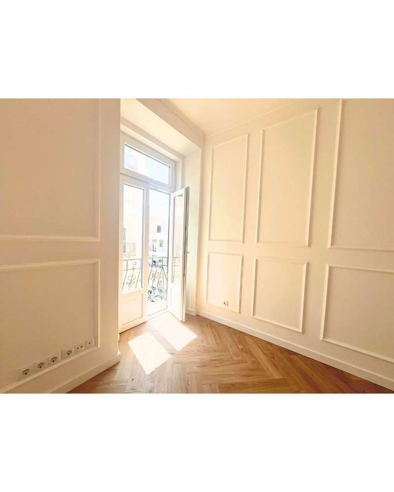 Apartamento T2 renovado para arrendamento, em edifício reabilitado - Grande imagem: 5/27