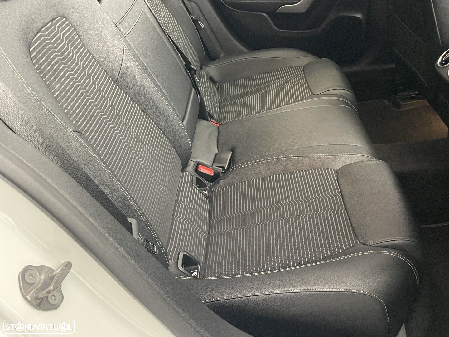 Mercedes-Benz A 200 Progressive - 48