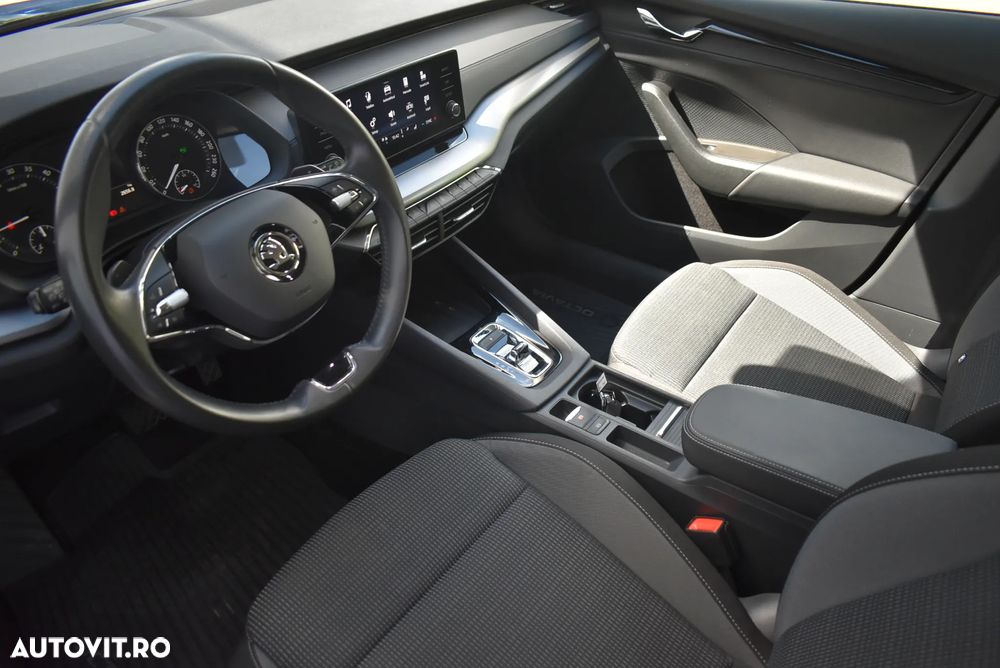 Skoda Octavia 2.0 TDI DSG Ambition - 7