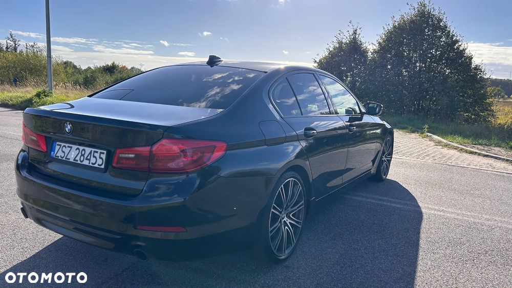 BMW Seria 5 530d xDrive - 9