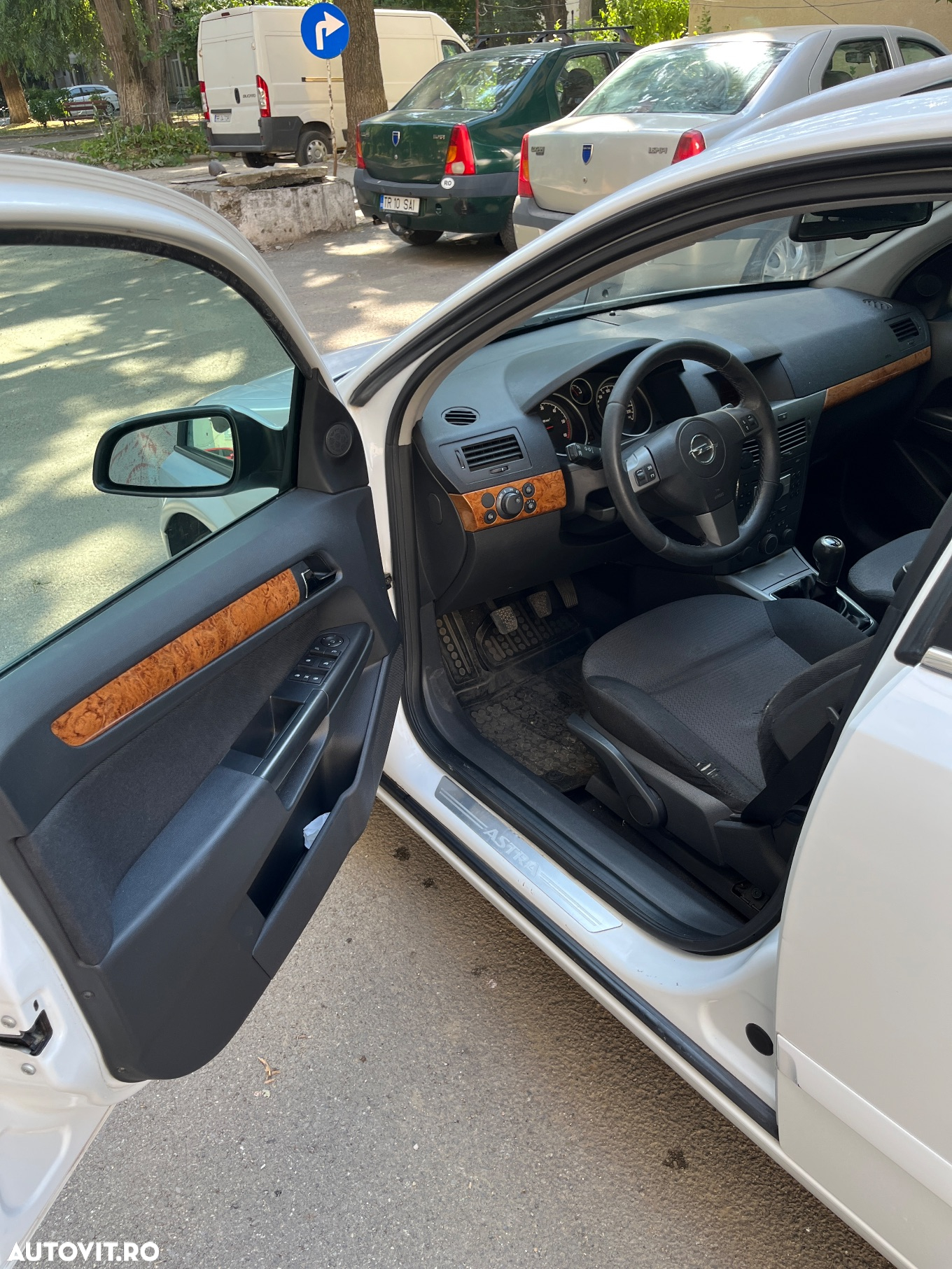 Opel Astra 1.7 CDTI - 7