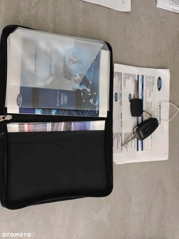 Ford Connect - 15