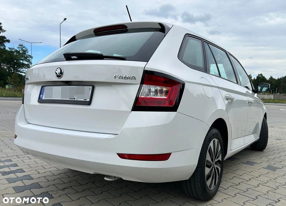 Skoda Fabia 1.0 TSI Style - 4