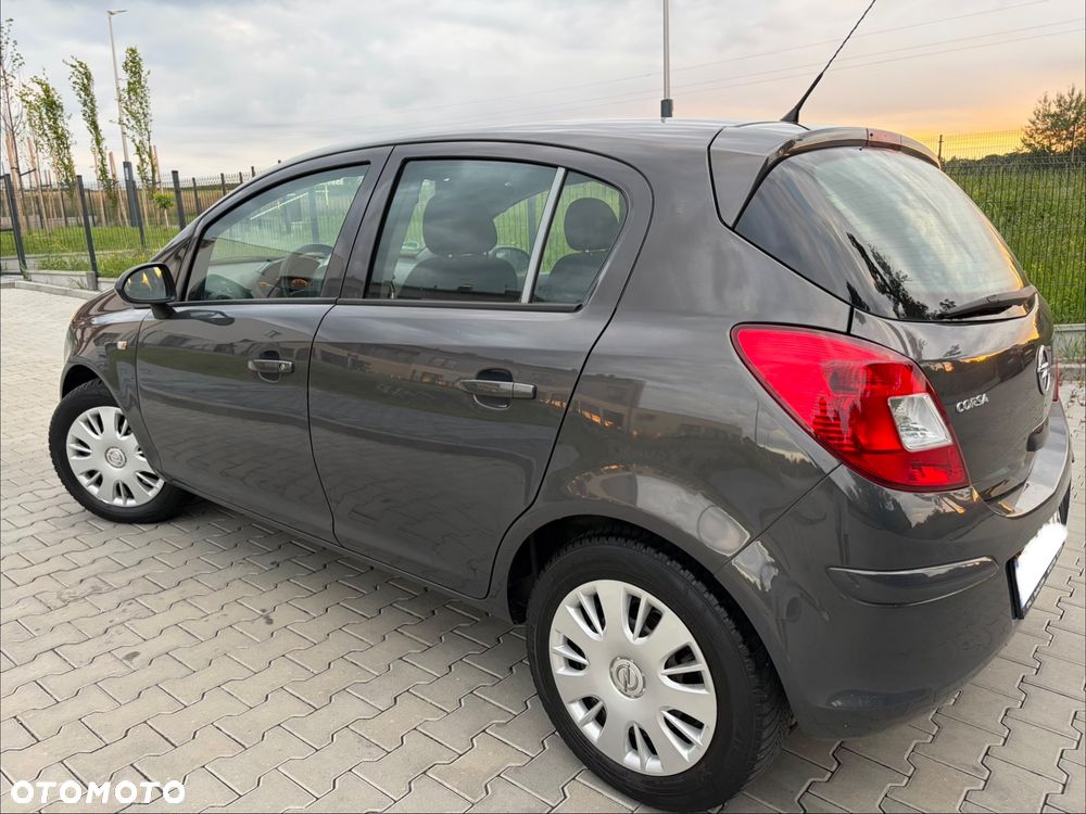 Opel Corsa - 3