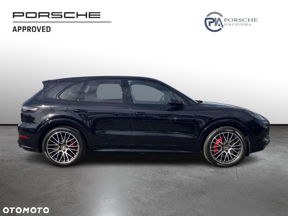 Porsche Cayenne - 6