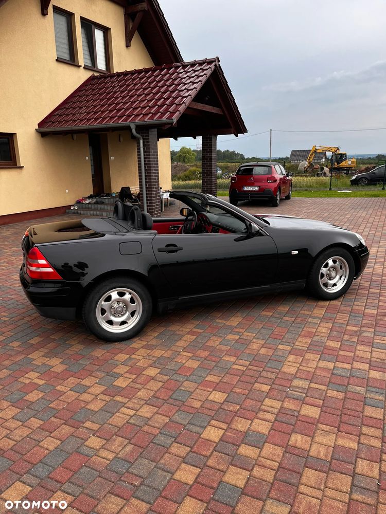 Mercedes-Benz SLK 200 - 12