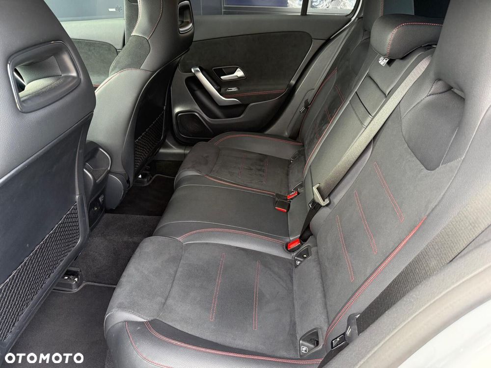 Mercedes-Benz Klasa A 250 e PHEV AMG Line 8G-DCT - 10