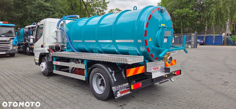 Mitsubishi Fuso - 6