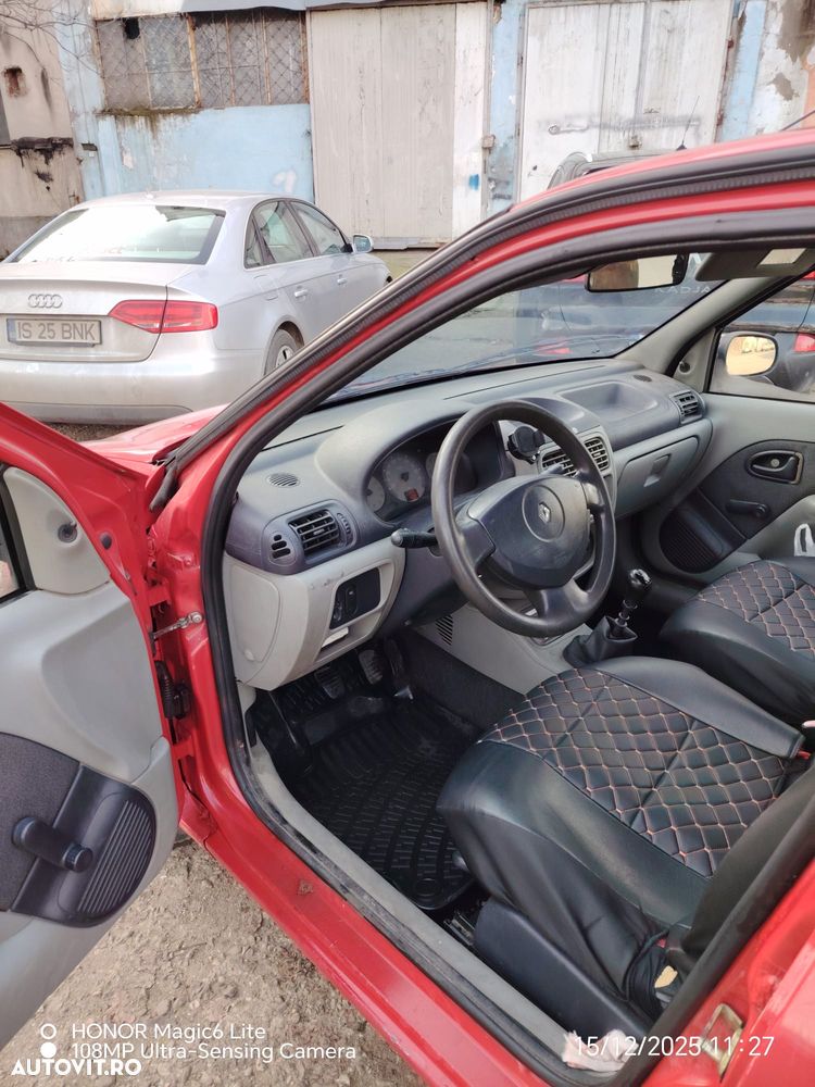 Renault Clio ver-clio-1-5dci - 6