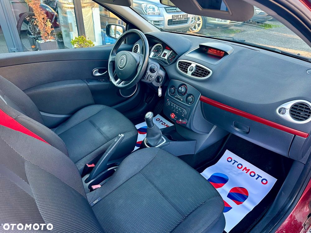 Renault Clio 1.2 16V Ripcurl - 19