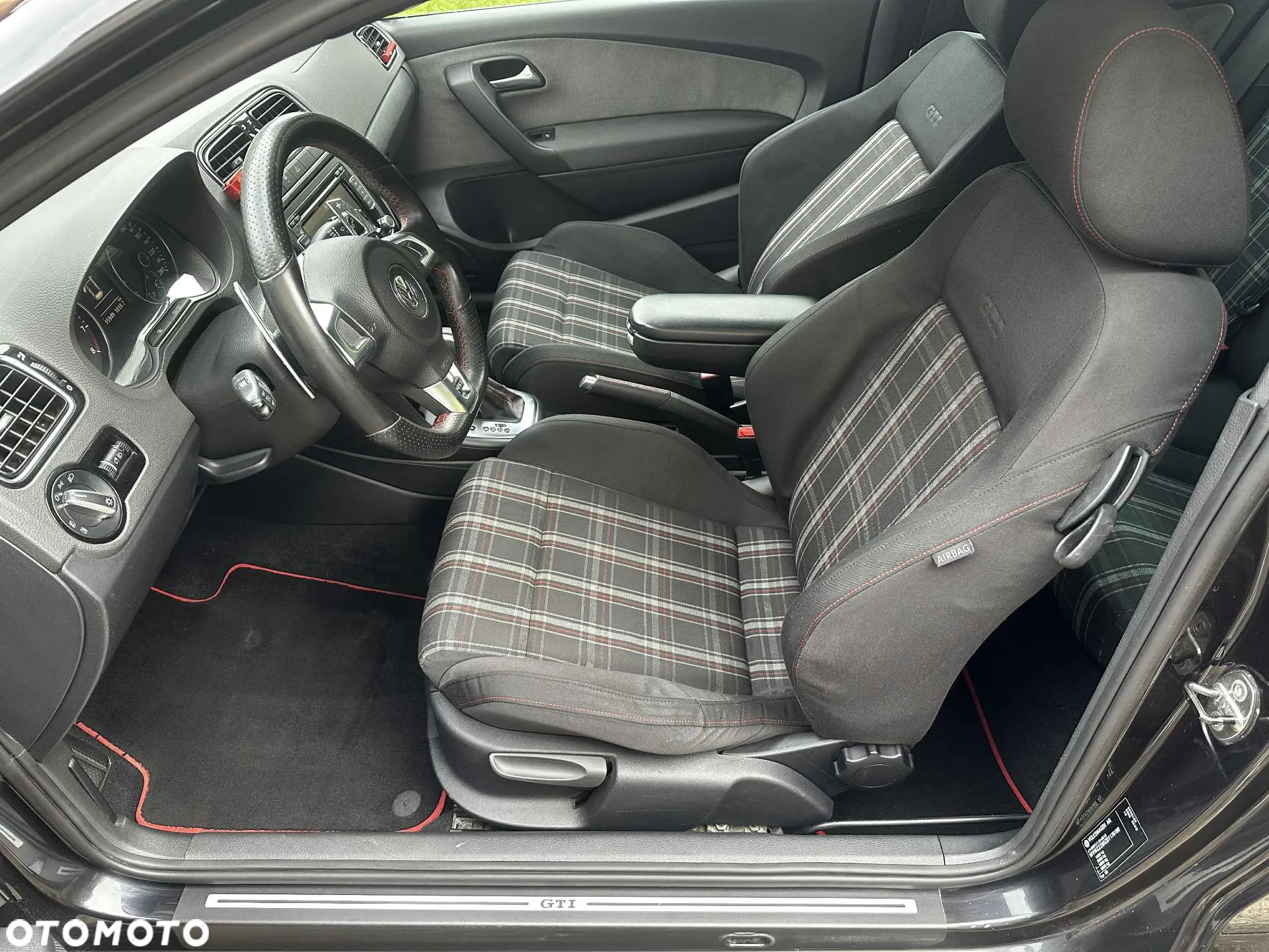 Volkswagen Polo 1.4 TSI GTI DSG - 14