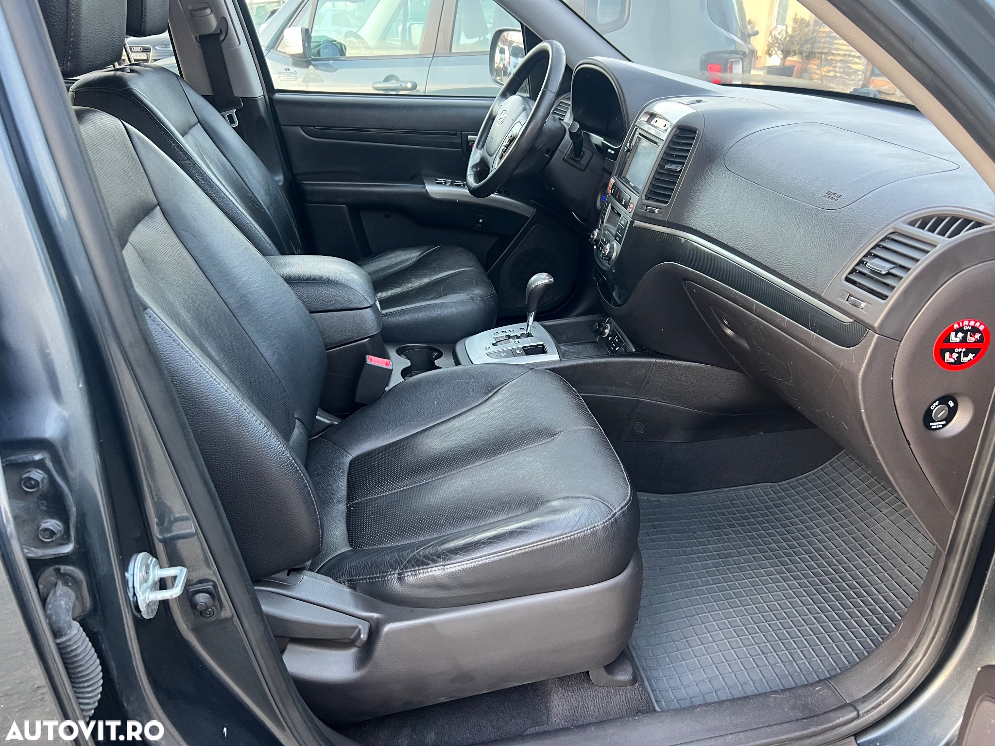 Hyundai Santa Fe - 12