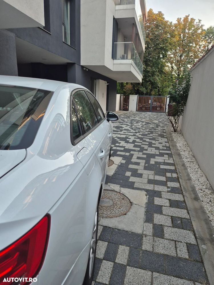 Audi A4 Limuzina - 1
