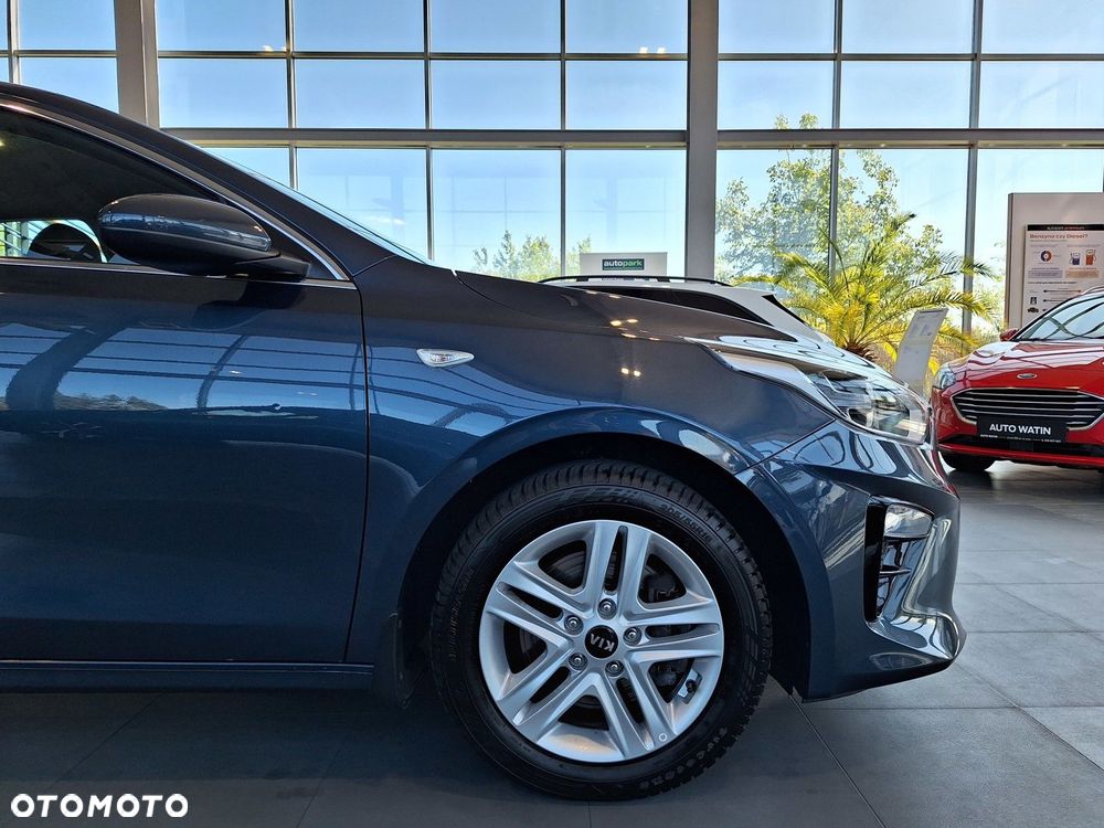 Kia Ceed 1.4 T-GDI M DCT - 8