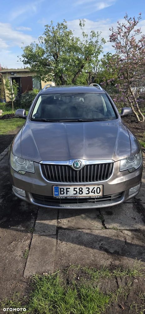 Skoda Superb 2.0 TDI DSG Comfort - 1
