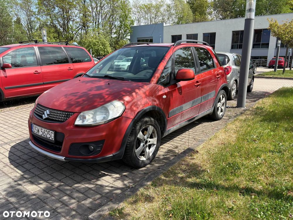 Suzuki SX4 1.6 Explore 4WD - 1