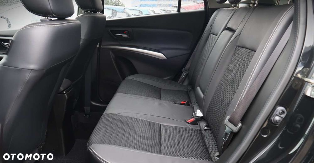 Suzuki SX4 S-Cross - 13