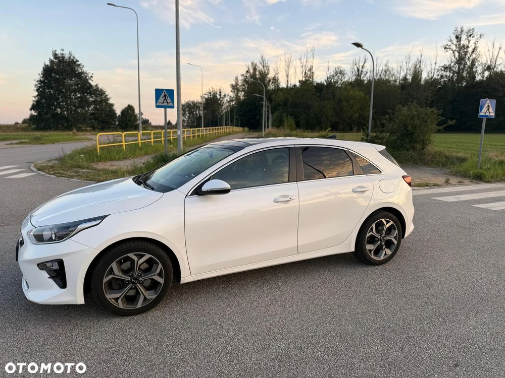 Kia Ceed 1.4 T-GDI DCT OPF Platinum Edition - 3