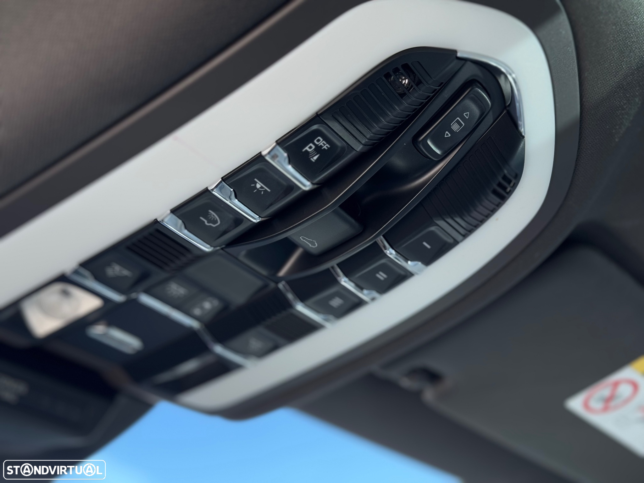 Porsche Macan Standard - 21