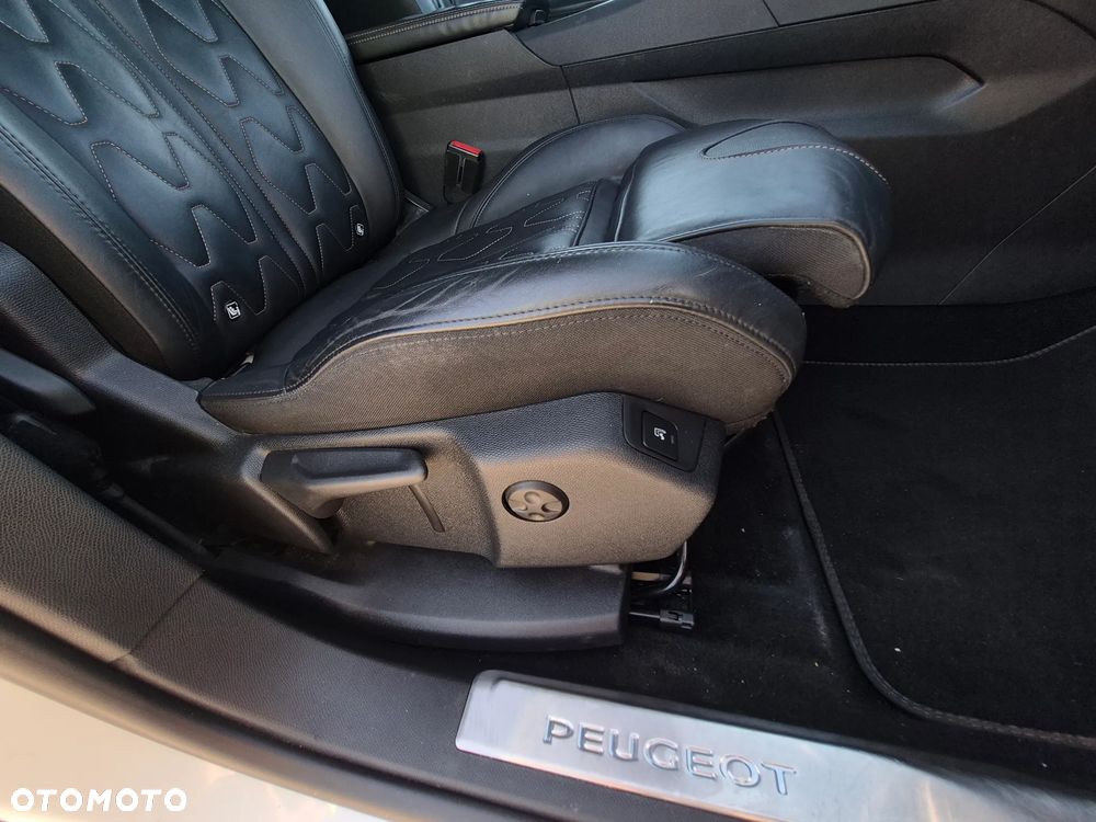 Peugeot 3008 2.0 BlueHDi GT S&S EAT8 - 31