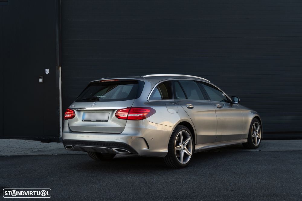 Mercedes-Benz C 300 BlueTEC Hybrid AMG Line - 4