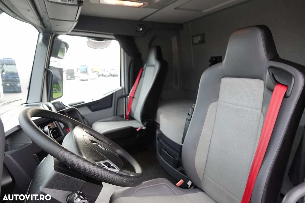 Renault T 430 / CABĂ JUSĂ / HIDRAULICĂ DE BASCULARE / GREUTATE: 6.700 KG / 250.000 km. - 24