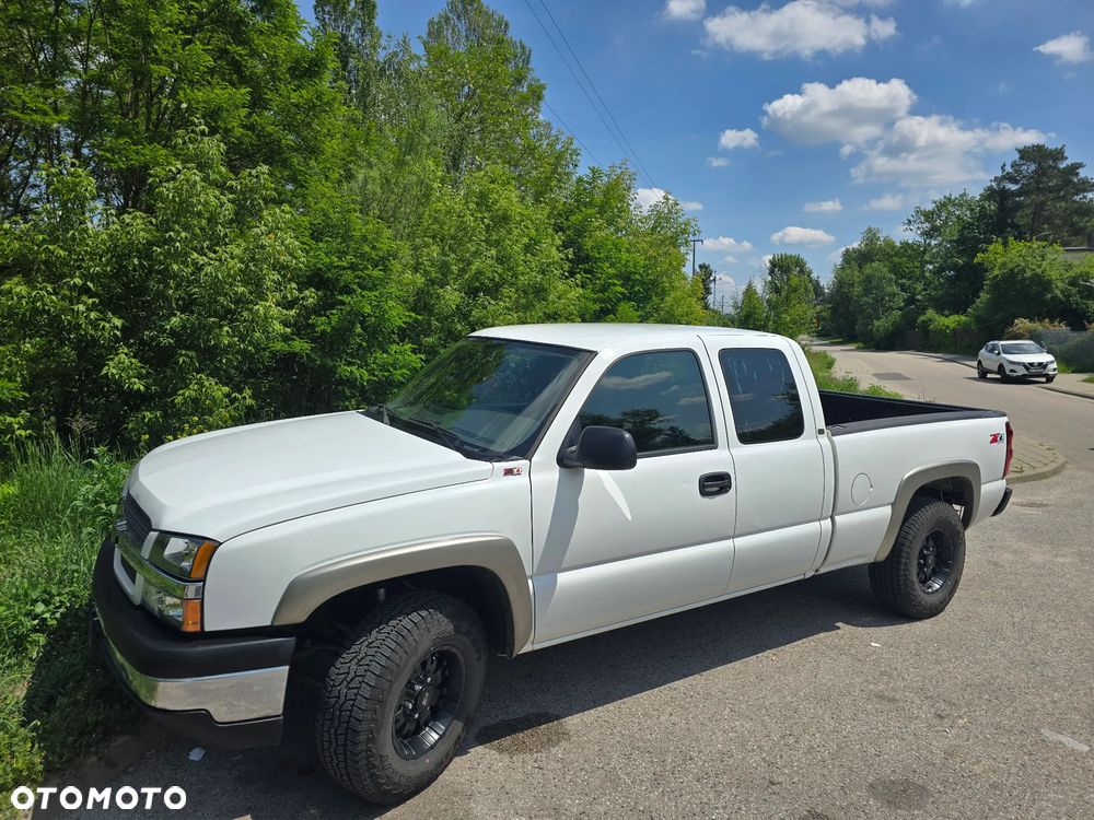 Chevrolet Silverado - 20