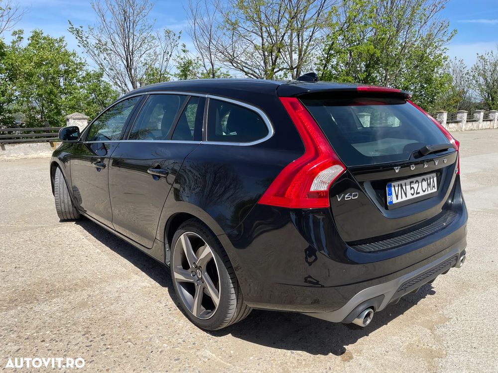Volvo V60 D3 Geartronic RDesign - 14