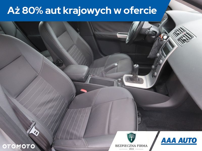 Volvo V50 - 10