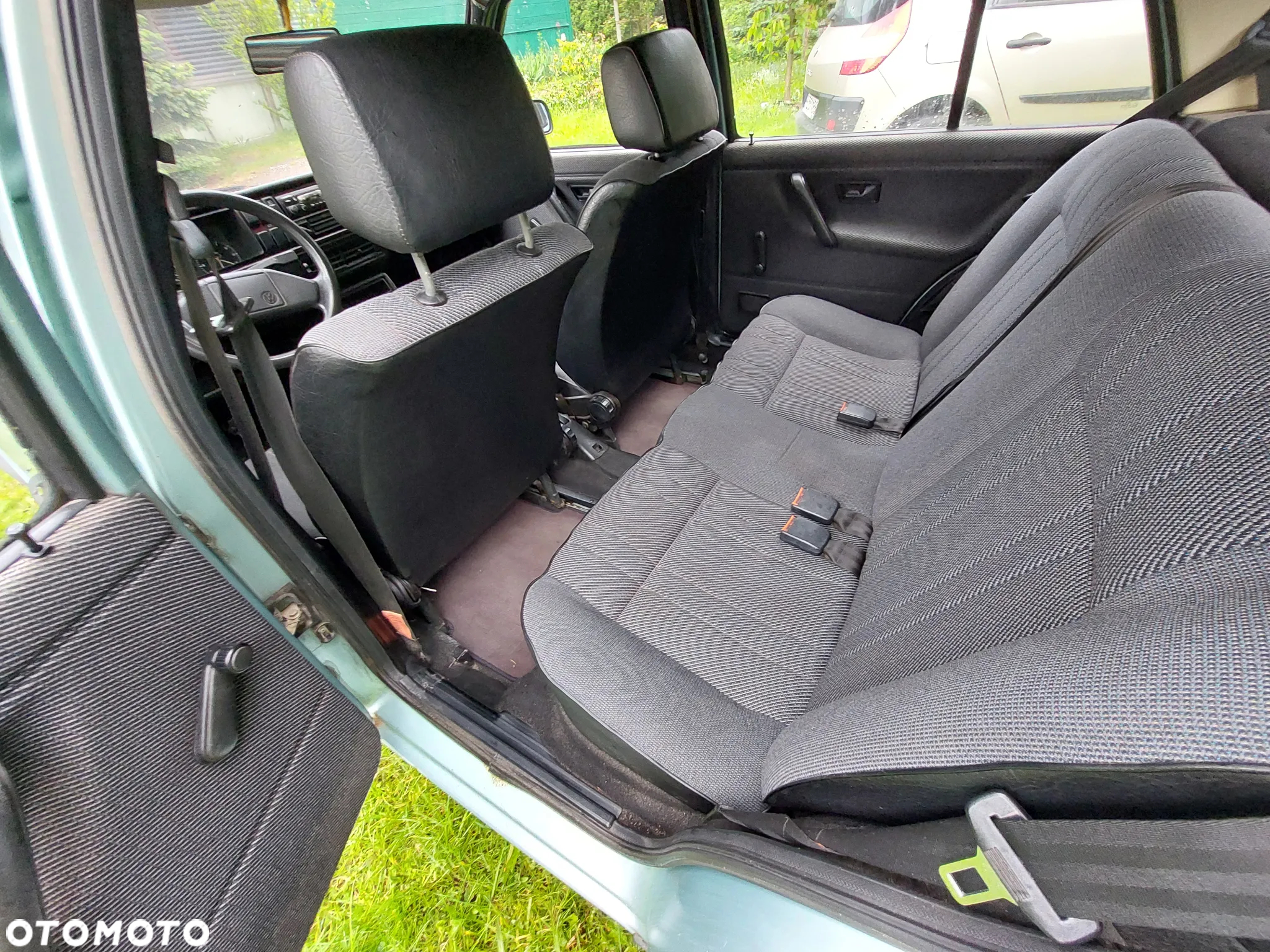 Volkswagen Golf 1.3 CL - 12