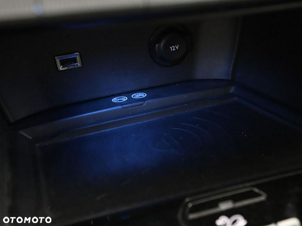 Peugeot 3008 PureTech 130 Stop & Start GPF EAT8 Allure Business-Paket - 30