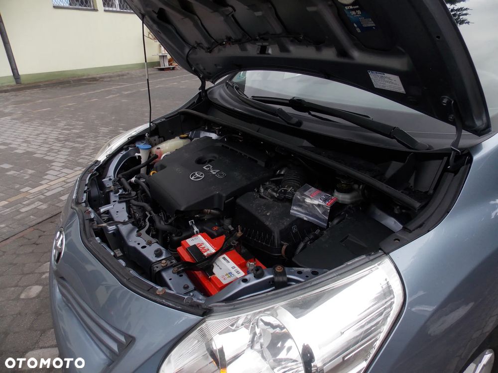 Toyota Verso 2.0 D-4D Sol plus - 28