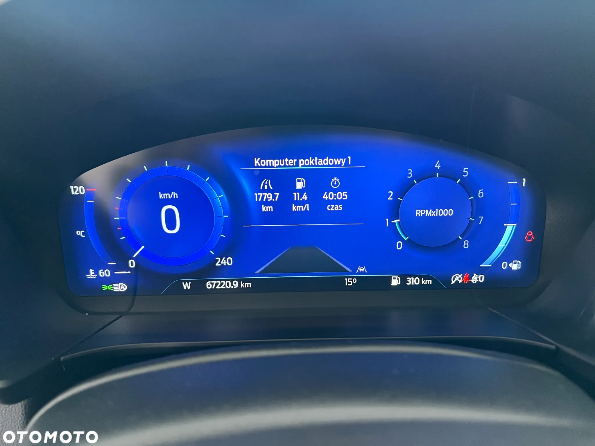 Ford Kuga 1.5 EcoBoost FWD Titanium - 28