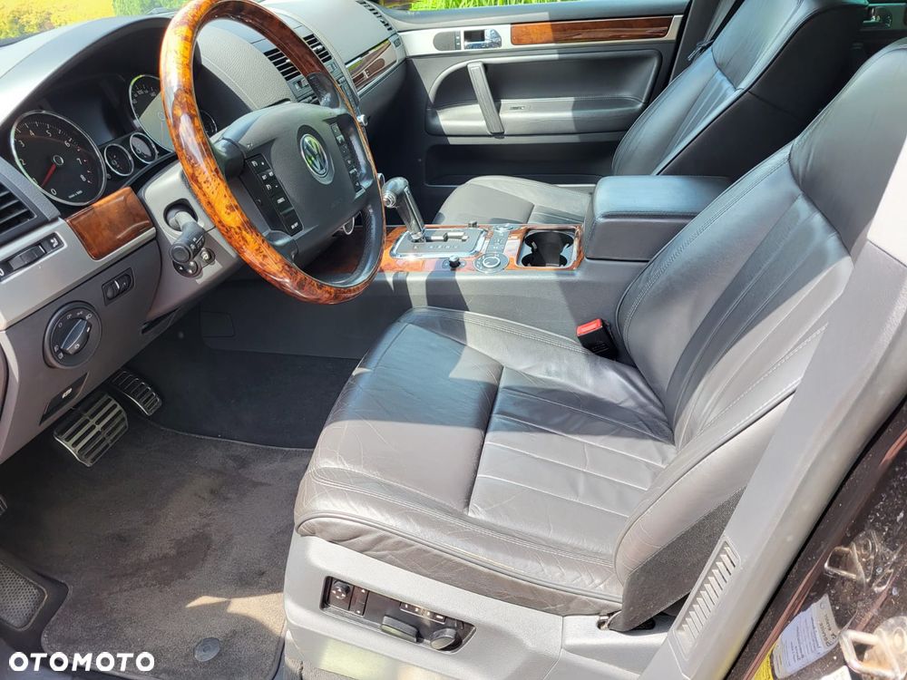 Volkswagen Touareg 4.2 V8 Automatik - 7