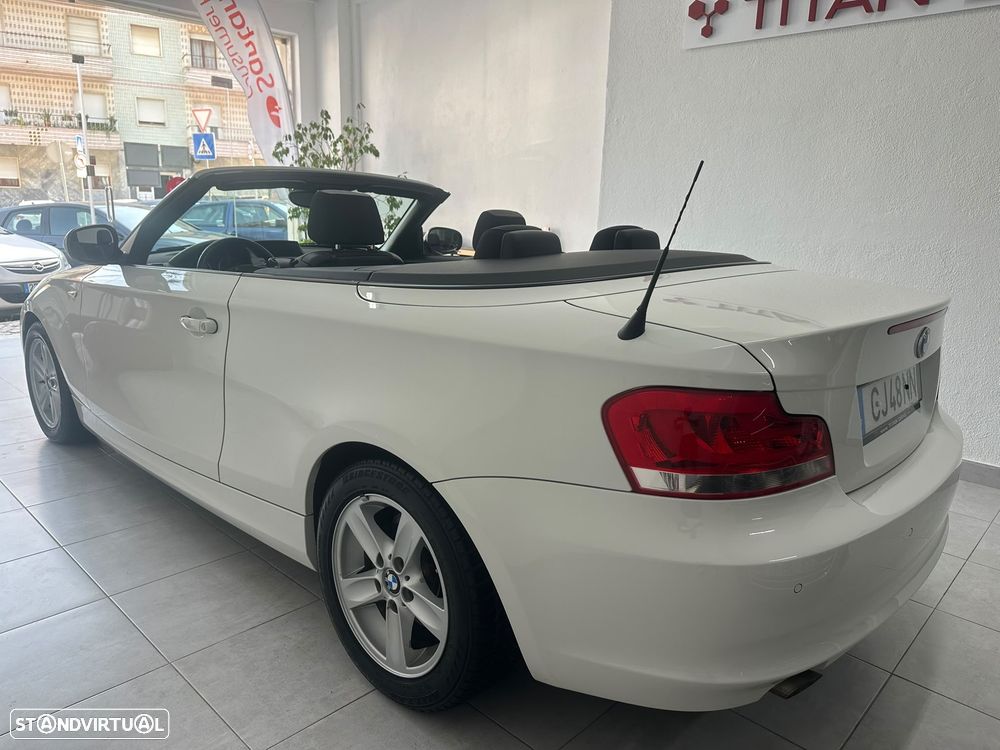 BMW 118 d Aut. Sport Line - 4