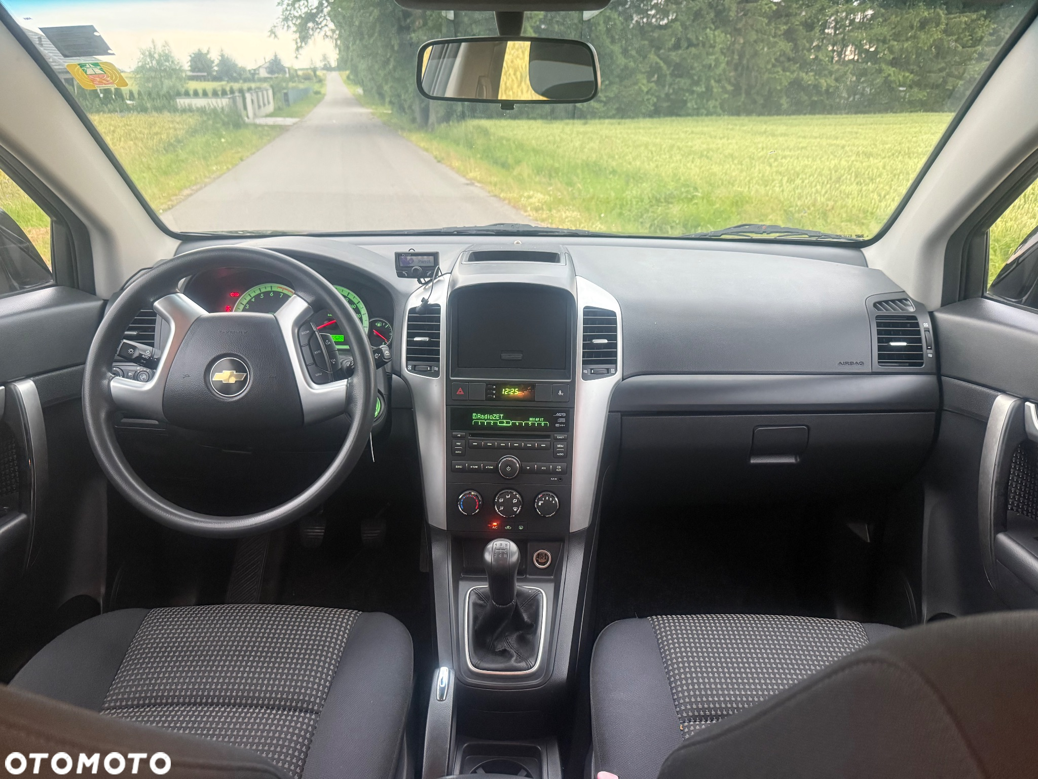 Chevrolet Captiva 2.4 LS 5os - 17