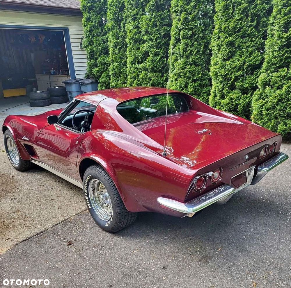 Chevrolet Corvette - 5