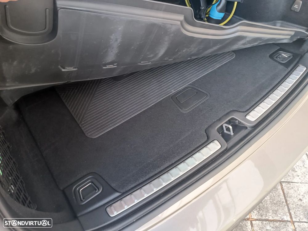 Volvo V60 2.0 T8 AWD TE Inscription - 32