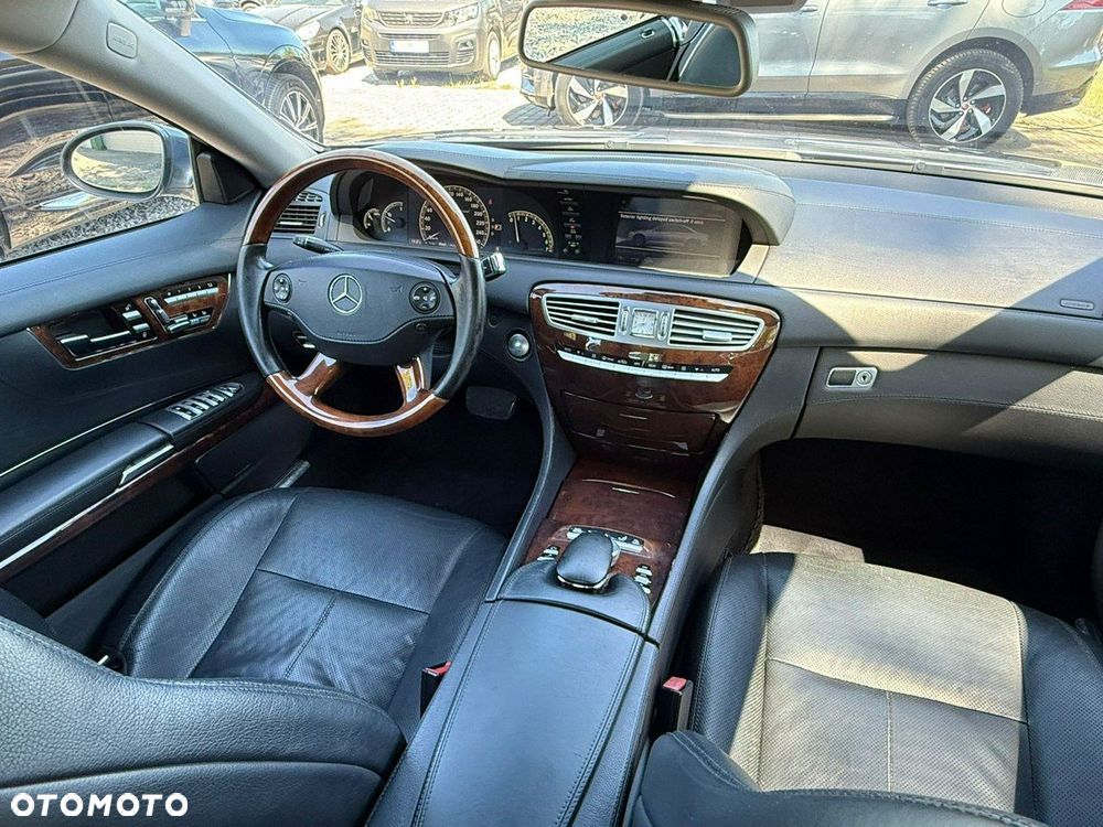 Mercedes-Benz CL 500 7G-TRONIC - 28
