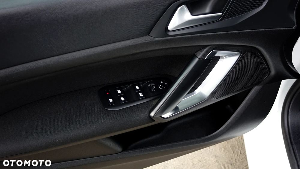 Peugeot 308 - 2