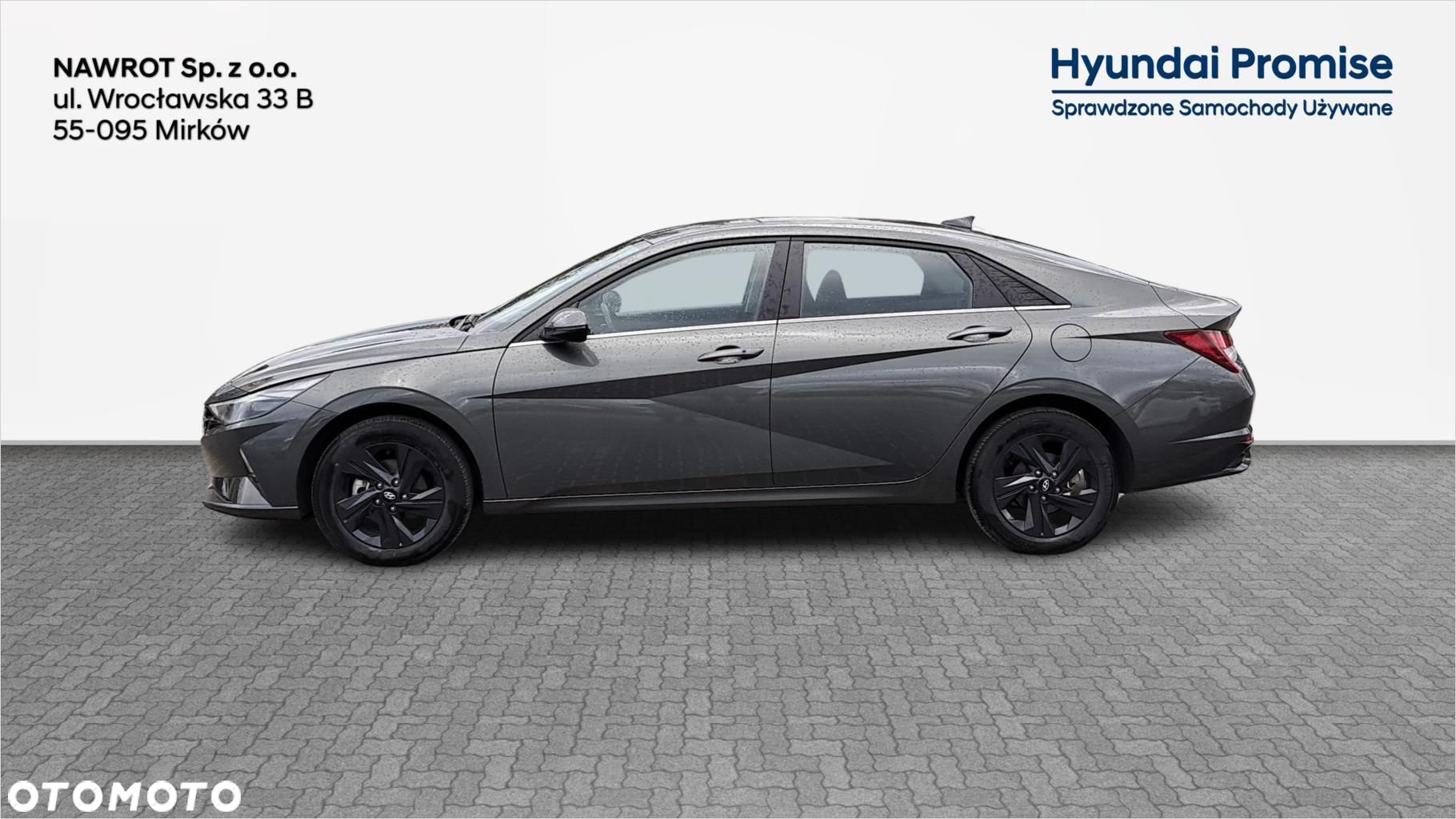 Hyundai Elantra - 4