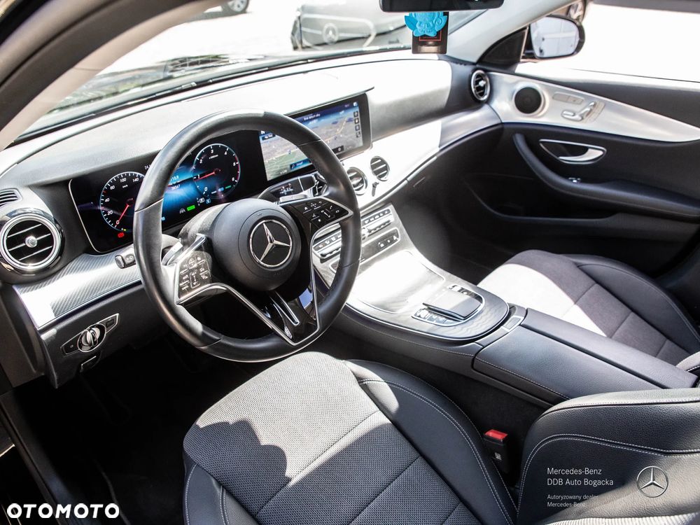 Mercedes-Benz Klasa E 220 d 4-Matic Avantgarde - 8