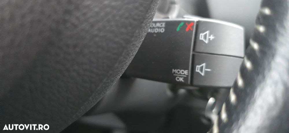 Dacia Duster 1.6 16V 105 4x2 Prestige - 19