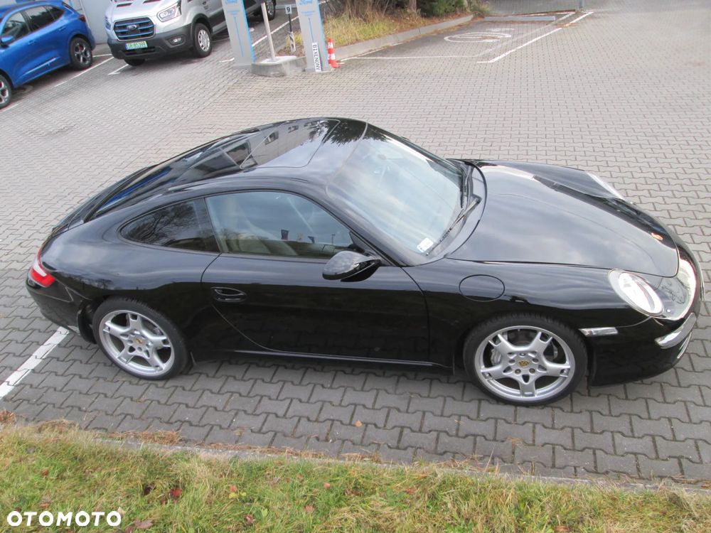 Porsche 911 Carrera Tiptronic S - 25