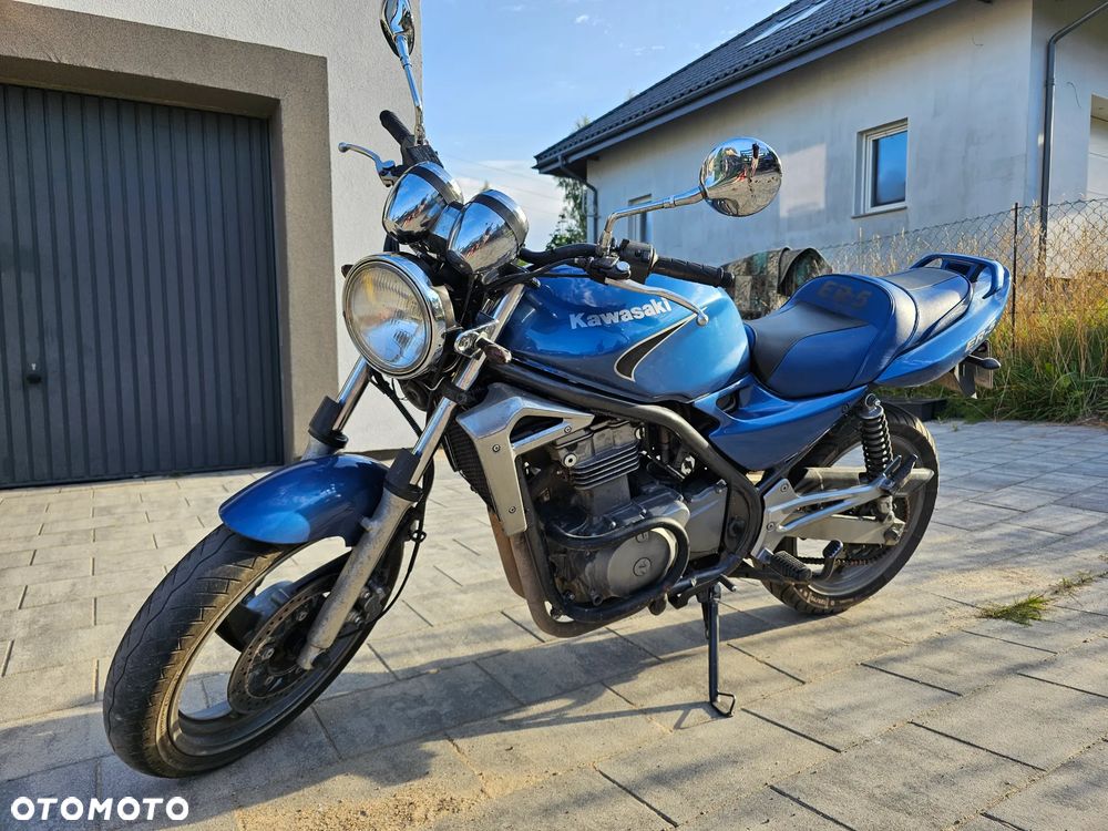 Kawasaki ER - 1
