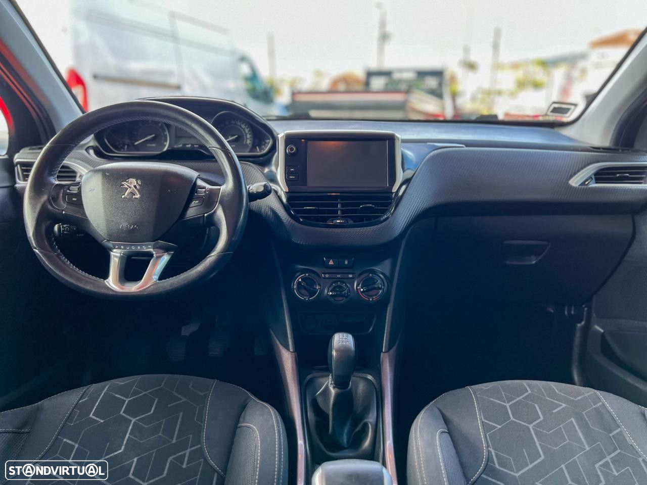 Peugeot 2008 1.4 HDi Allure - 14